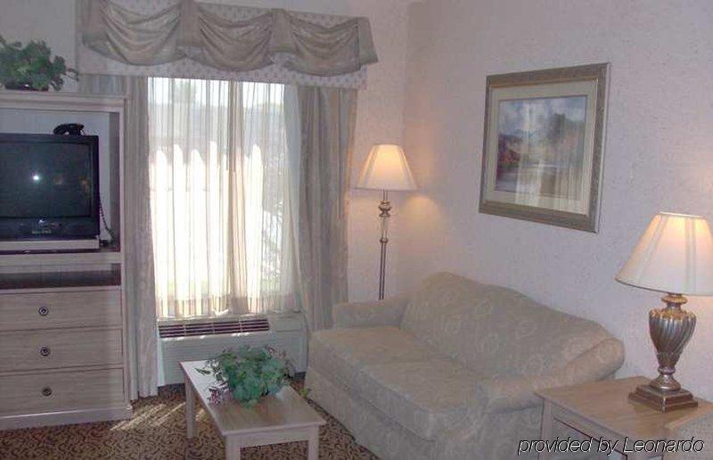 Spark By Hilton Amarillo West Medical Center Room photo